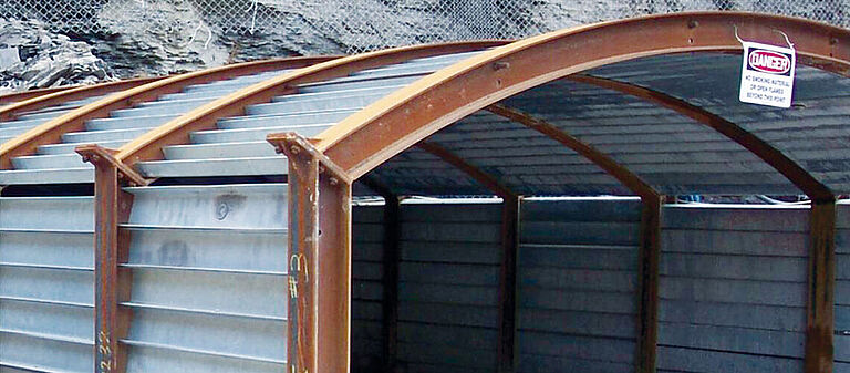 Metal arch deals supports