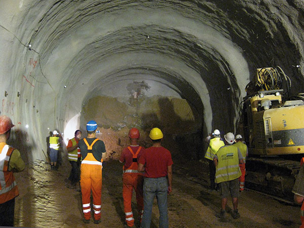 ALWAG Systems for the M6 in Hungary ALWAG Systems for the M6 in Hungary